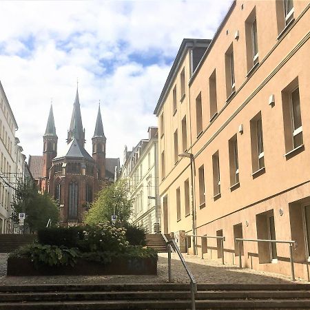 Schwerin Apartment Am Pfaffenteich 1. Obergeschoss Dış mekan fotoğraf