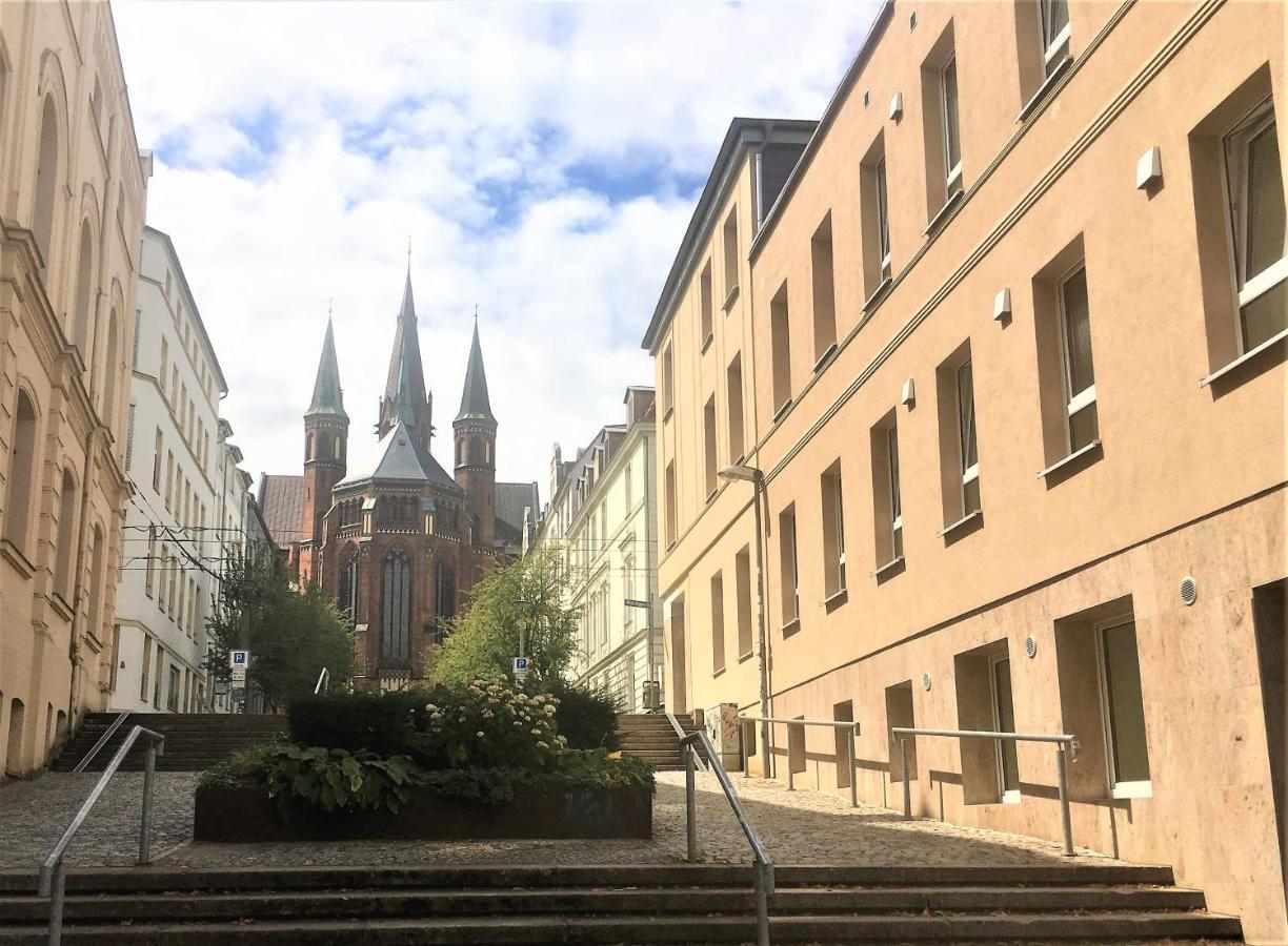 Schwerin Apartment Am Pfaffenteich 1. Obergeschoss Dış mekan fotoğraf